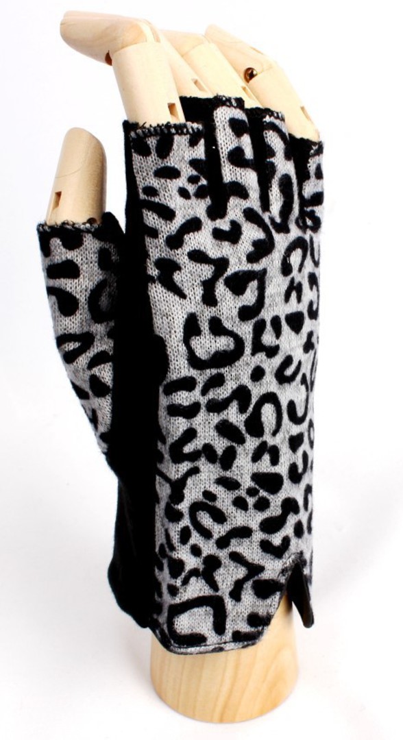 Fingerless glove with animal print black Style: S/LL4180 image 0
